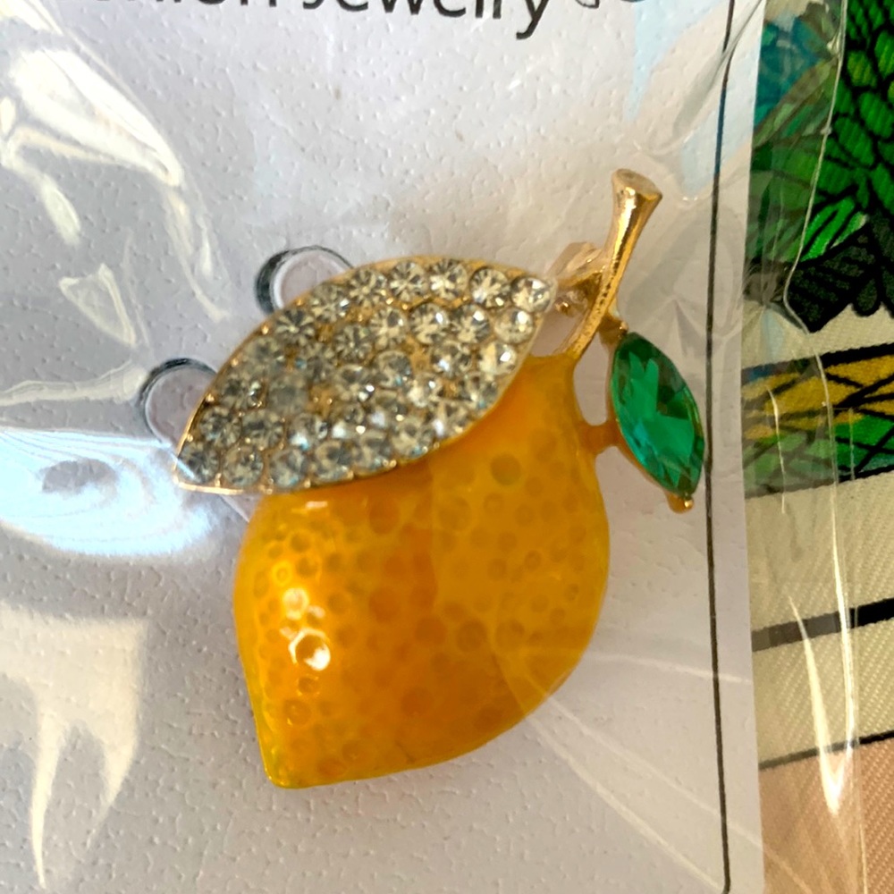 Brooch